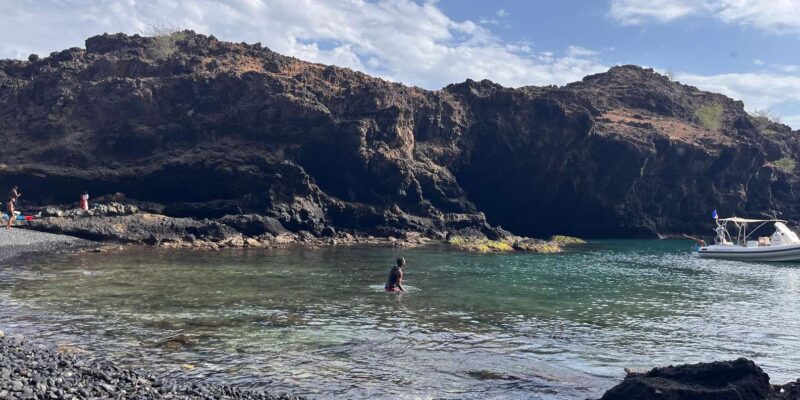 Tarrafal: Aguas Belas Caves Boat Tour With Snorkeling - Experience Highlights