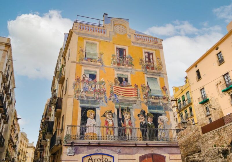 Tarragona: Scavenger Hunt and City Sights Self-Guided Tour - Exploring Tarragonas History