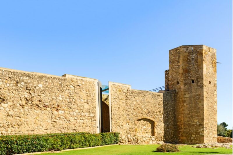 Tarragona:Self-Guided Highlights Scavenger Hunt & Tour - Highlights and Advantages