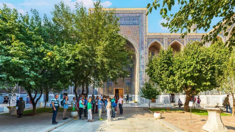 Tashkent: Samarkand Highlights One Day Guided Tour - Bibi-Khanym Mosque: A Magnificent Ruin