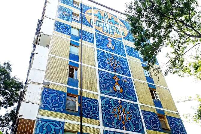 Tashkent Soviet Architecture (Modernism) and Subway Station Tour. - Amir Temur Square