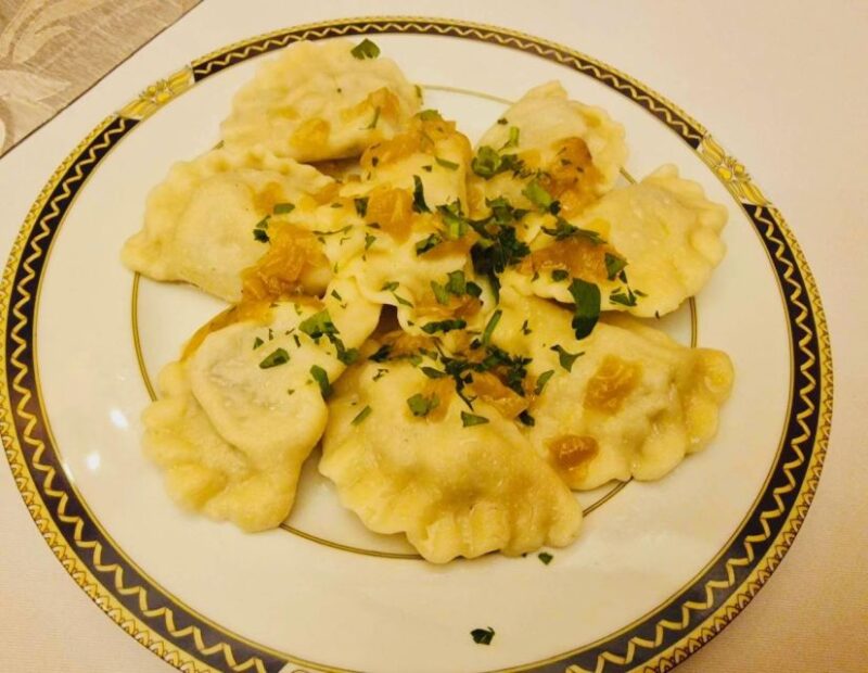 Taste of Poland - Old Town Food Tour and Guided Walk in One - Food and Beverage Experience