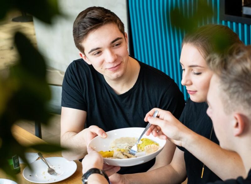 Taste of Poland - Old Town Food Tour and Guided Walk in One - Accessibility and Cancellation