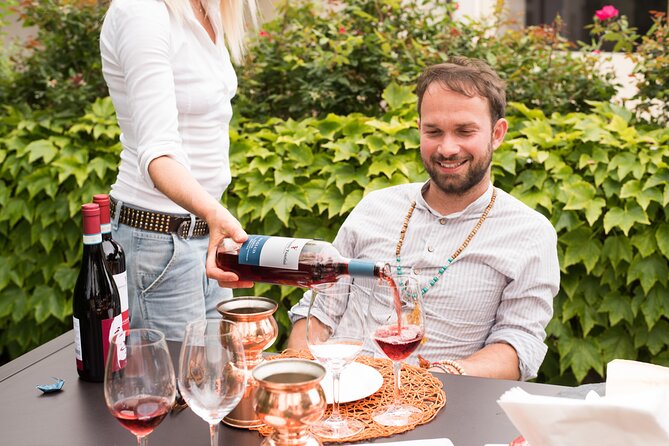 Tasting 6 Wines Exclusive to Azienda Giovanna Tantini - Exploring the Vineyards