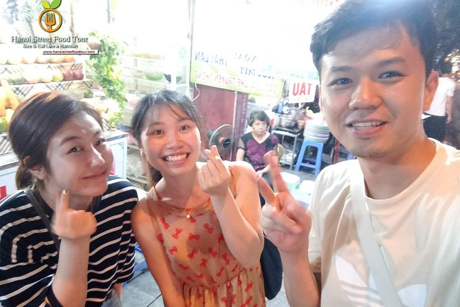 Tasting 8 Different Street Foods + Local Drink at Evening Time by Walking - Exploring Iconic Street Food Stalls
