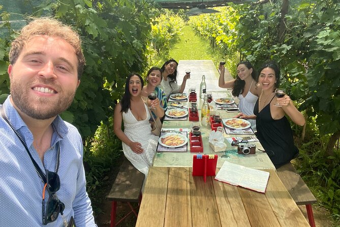 Tasting in a Tuscan Vineyard With Transfer From Lucca - Inclusions and What to Expect