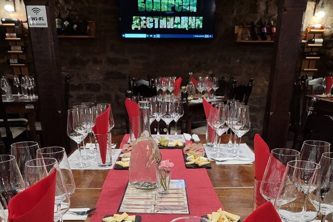 Tasting of 5 Wines - Credibility Through User-Generated Content