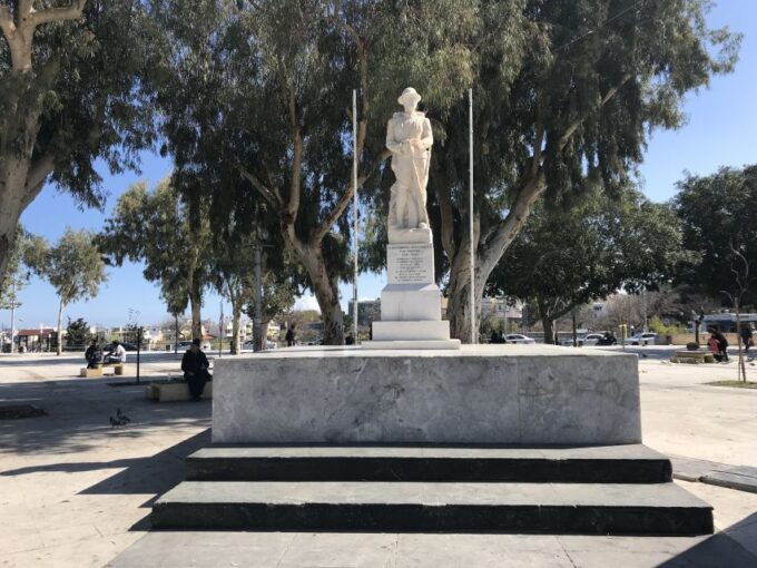 Tastings of Heraklion City - Sightseeing Walking Tour - Tastings at Hand-Picked Food Stores