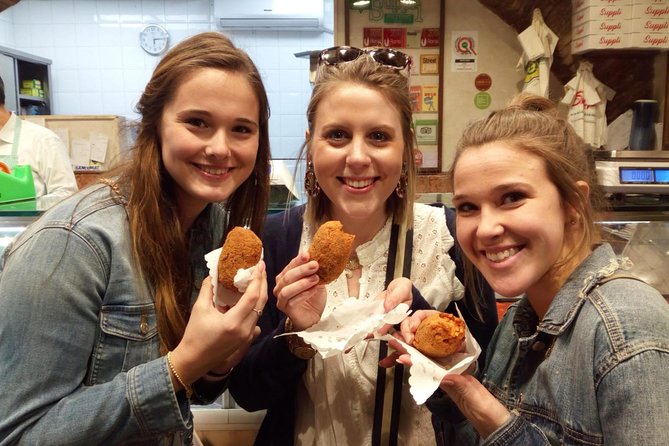 Tasty Trastevere Street Food Tour in Rome From Tiberine Island to Ponte Sisto - 10 Unique Food Tastings