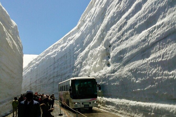 Tateyama Kurobe Snow Valley Walk! Hida Takayama & Shirakawa-go - Included Meals and Amenities