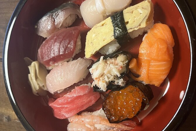 Taught by a Professional! Making Sushi With Hakodates Fresh Fish - Getting to the Class