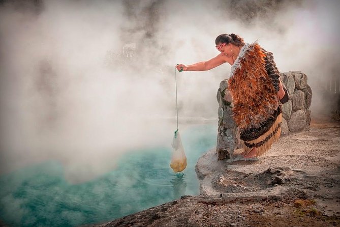 Tauranga-Hobbiton-Rotorua : Movie Set & Geysers: Private Tour. - Accessibility and Requirements