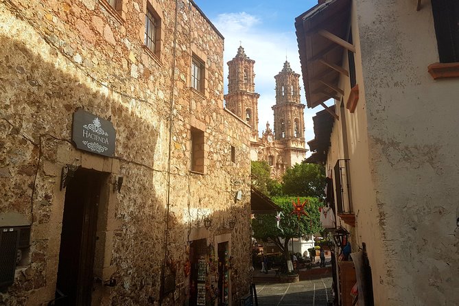 Taxco Best Seller Full Day Thorough Experience Breakfast & Lunch - Shop for Silver Treasures