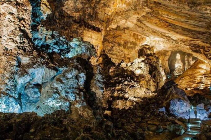Taxco: Discover the Cacahuamilpa Grottoes - Expert-Led Guided Tour