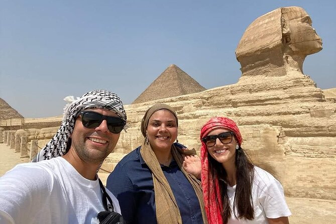 Taxi From the Airport to the Pyramids of Giza - Customizable Experience