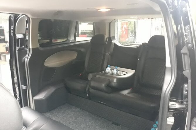 TAXI & IST Airport to City Center or Vhic Versa - Key Points