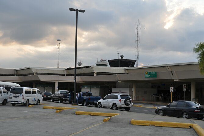 TAXI Private Airport , to Puerto Plata Hotel Lifestyle Tropical - What to Expect at La Union Airport