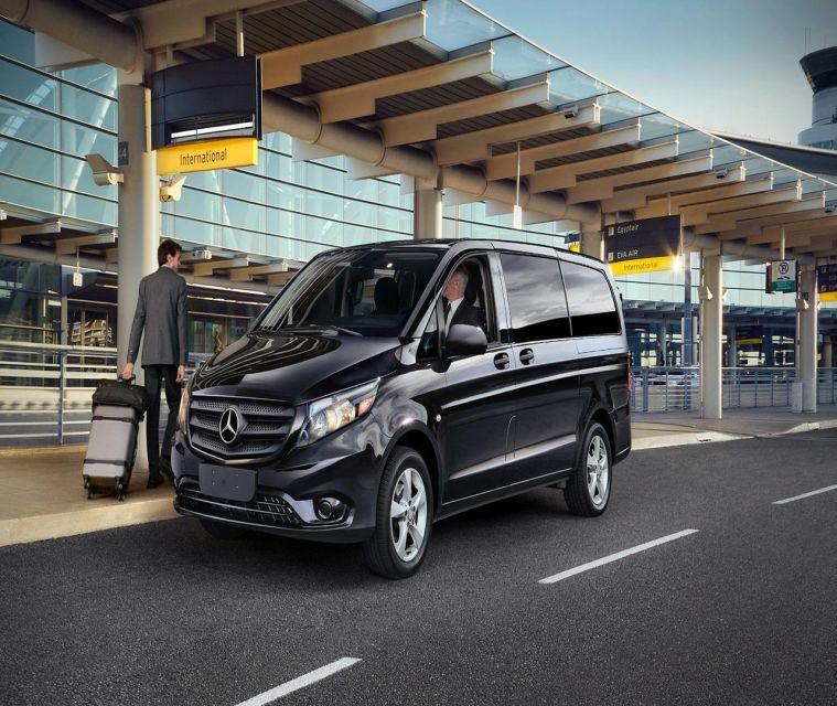 Taxi Punta Cana Airport (PUJ): Transfer To La Romana Cruise - Driver and Language Support