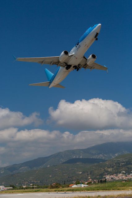 TAXI Service From Catania to Siracusa Ortigia (Or Viceversa) - Booking and Payment