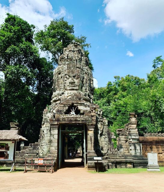 Taxi Siem Reap to Phnom Penh With English Speaking Driver - Inclusions