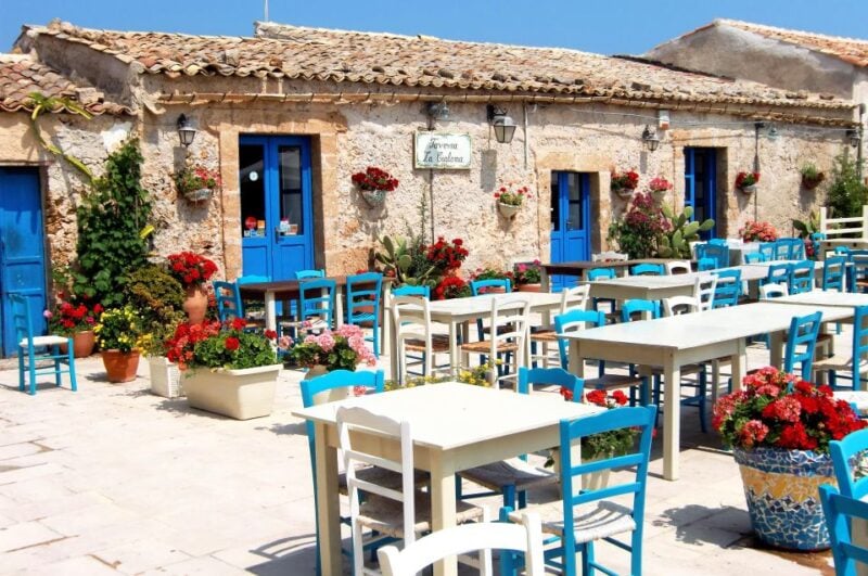 TAXI Transfer Service From Catania to Marzamemi or Viceversa - Driver and Vehicle Details