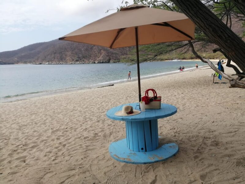 Tayrona Bahia Concha With Lunch - Included Amenities