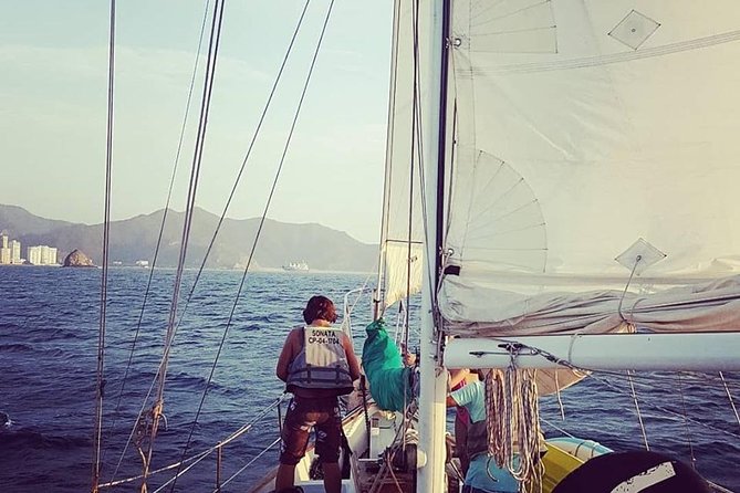 Tayrona Bay Sailboat Trip - Meeting Point and Start Time