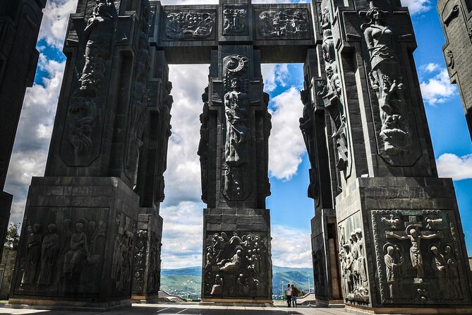 Tbilisi Lakes and Sightseeing Tour - Cable Car Ride Experience