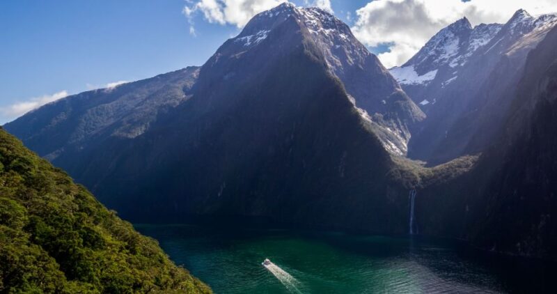 Te Anau: Full-Day National Park Tour With Cruise and Lunch - Key Points