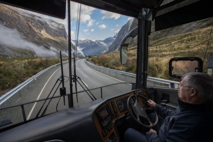 Te Anau: Full-Day National Park Tour With Cruise and Lunch - Scenic Boat Cruise