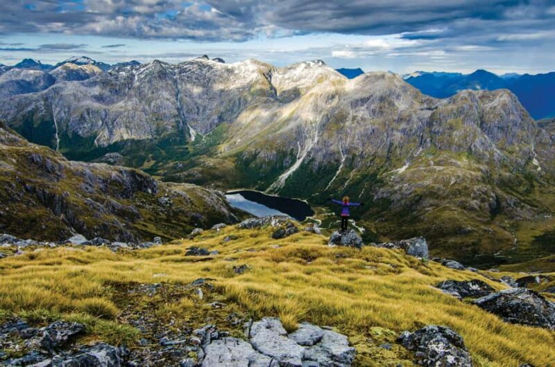 Te Anau: Hidden Lakes and Mountains - An Overview of the Experience