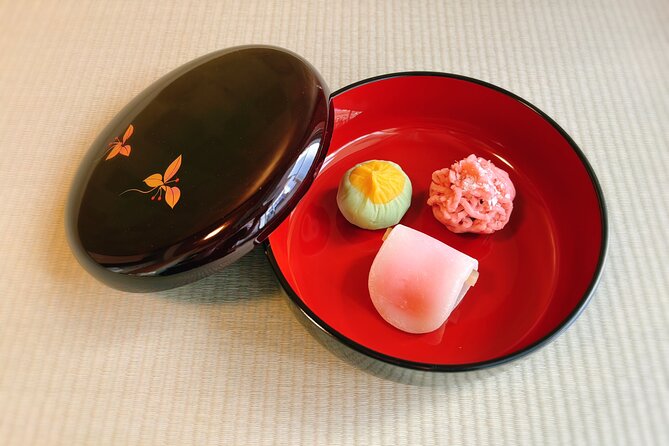 Tea Ceremony and Calligraphy Experiences in Osaka - Mastering the Elegance of Calligraphy