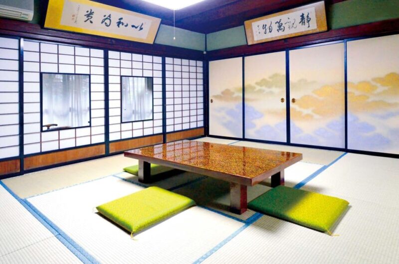 Tea Ceremony and Zenkoji Experience Tour With 'Shukubo' Stay - Key Points