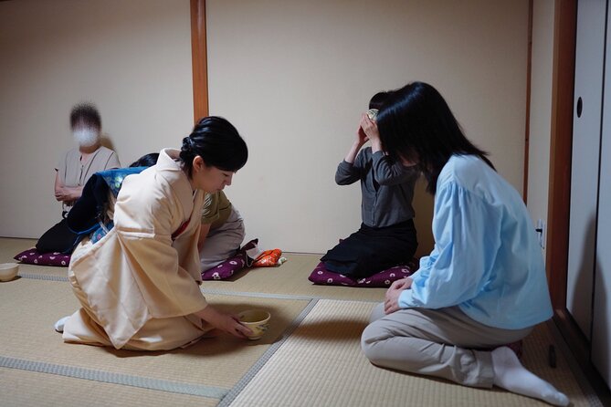 Tea Ceremony by the Tea Master in Kyoto SHIUN - Experience Highlights