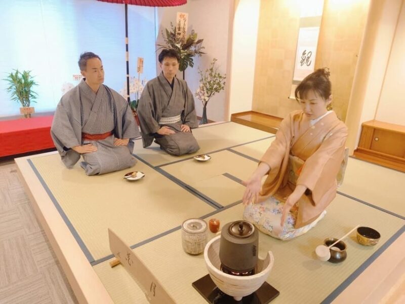 Tea Ceremony Experience in Japanese-Style Room 60MIN - Making Matcha Tea