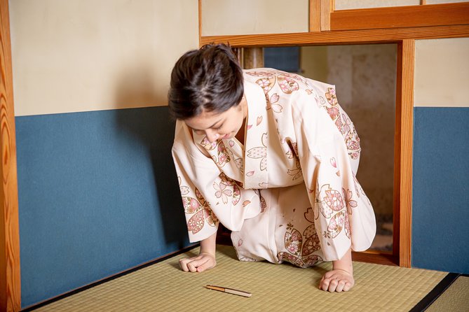 Tea Ceremony Experience With Simple Kimono in Okinawa - Refreshments and Souvenirs Offered
