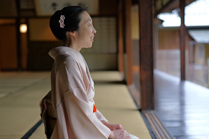 Tea Ceremony in the Kurashiki Bikan Historical Quarter - Returning to the Meeting Point