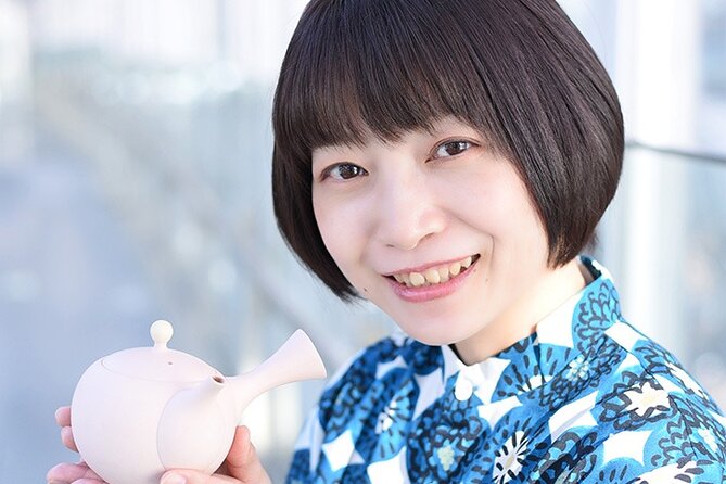 Tea Experience for Beginners in Japanese Tea Store In Setagaya - Utilizing the Tea Ceremony Tools