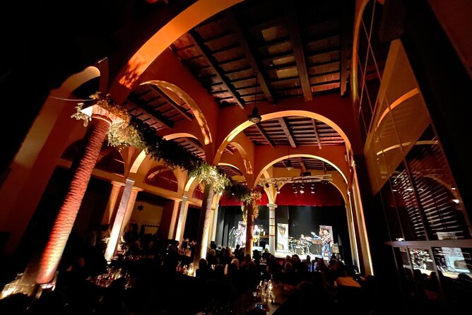 Teatro Del Sale Circo-Lo Live With Dinner and Show - Key Points
