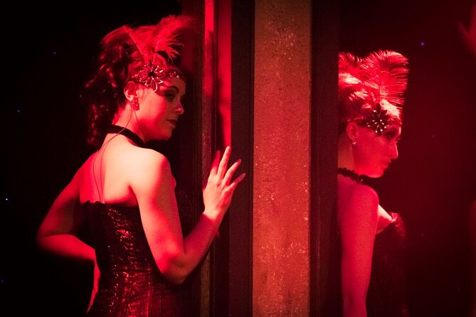 Teatro Martini Dinner Show in Orlando - Age Restrictions and Accessibility