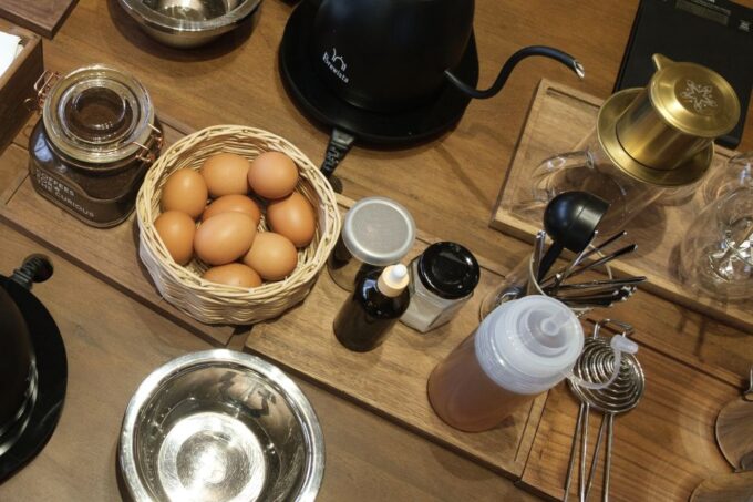 Techniques & Secrets Behind the Famed Vietnamese Egg Coffee - Pairing Egg Coffee With Cashews