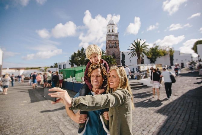 Teguise Market and La Graciosa Island Tour - Pickup Information