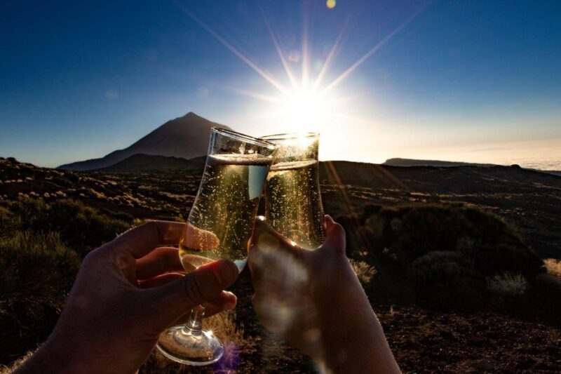 Teide: Guided Sunset and Stargazing Tour With Dinner - Pickup and Drop-off Locations