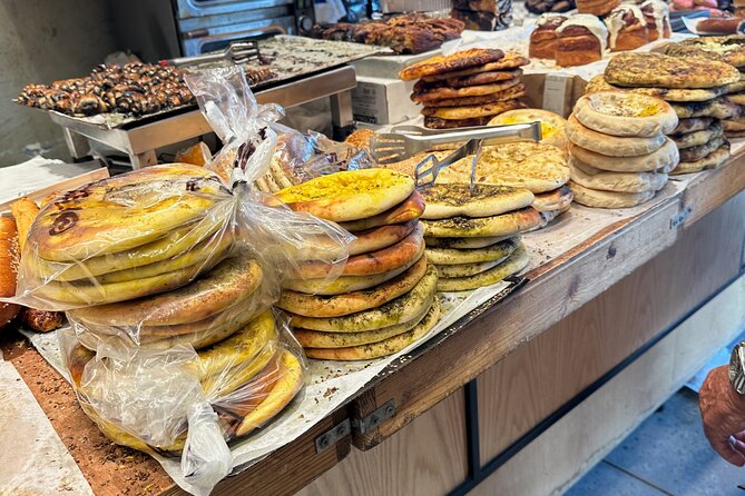 Tel Aviv: Carmel Market Food Tasting (Shuk HaCarmel) - Local Cuisine Highlights