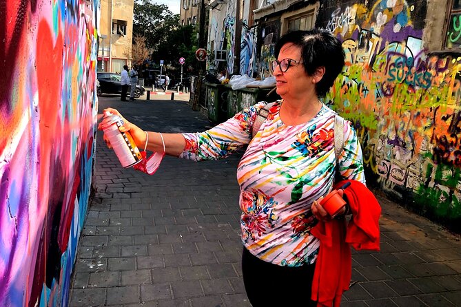 Tel Aviv Street Art & Graffiti Tour - Discovering Graffiti Meanings