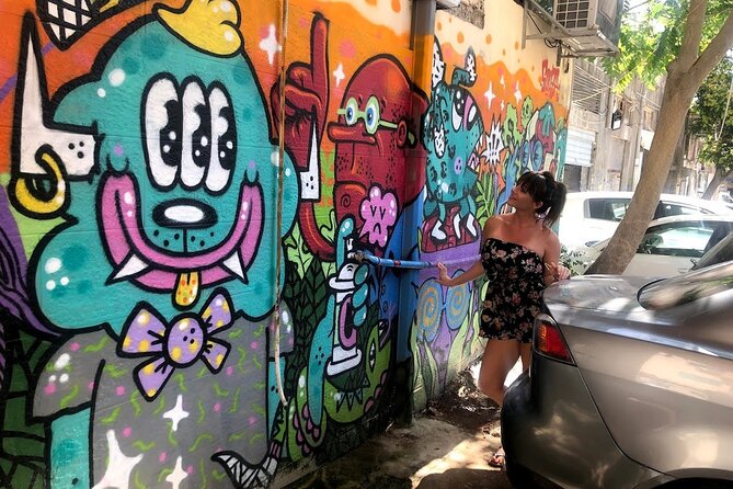 Tel Aviv Street Art Tour - Artist Interaction