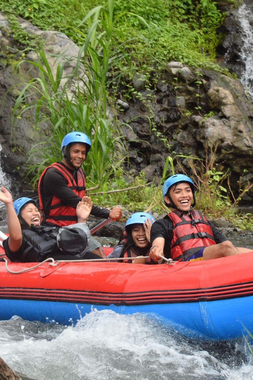 Telaga Waja River: Rafting White Water Experience With Lunch - Rafting Safety Precautions