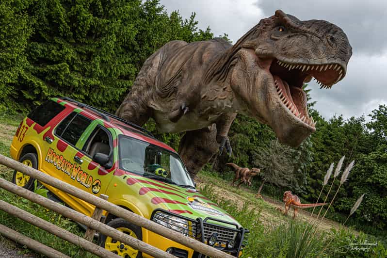 TELFORD: Hoo Zoo and Dinosaur World Entry Ticket - Good To Know