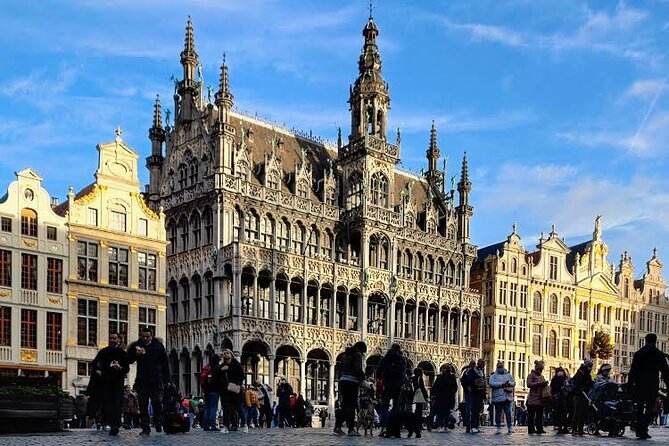 Tell Me About Brussels! | First Day Must-Do | Local Storytellers - Meeting Point and Details