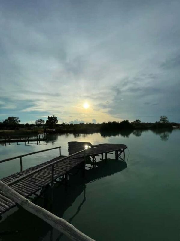 Teluk Sebong: Bintan Desert and Blue Lake Trip - Who Should Consider This Tour?